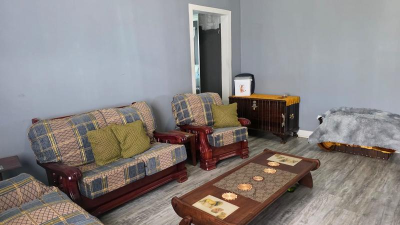 7 Bedroom Property for Sale in Albertinia Western Cape